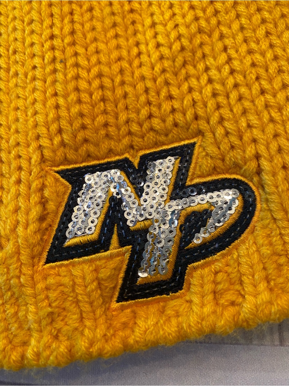 Nashville Predators Knit Pom Pom Beanie - Picture 4 of 10